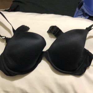 Black Victoria secret bra